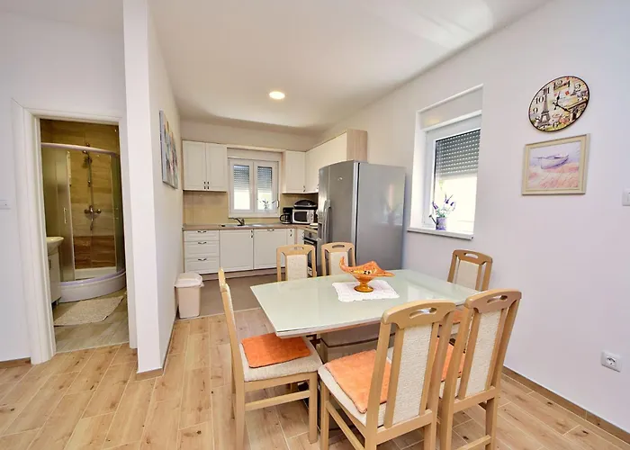 Baba Nevenka By Interhome Apartmán *